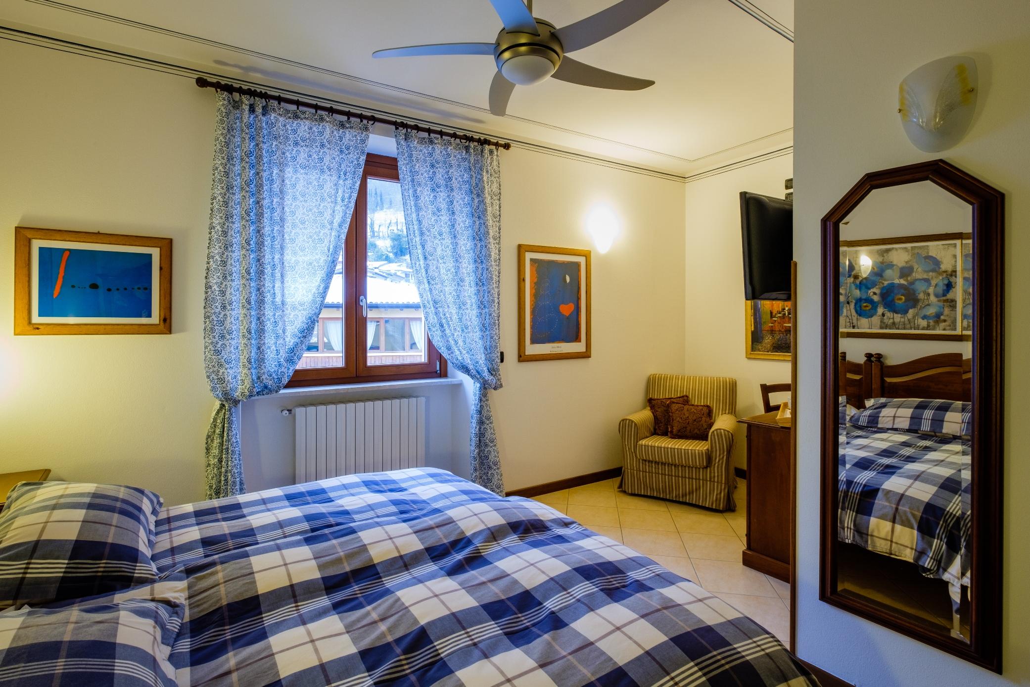 Hotel Tre Punte Gargnano Bagian luar foto