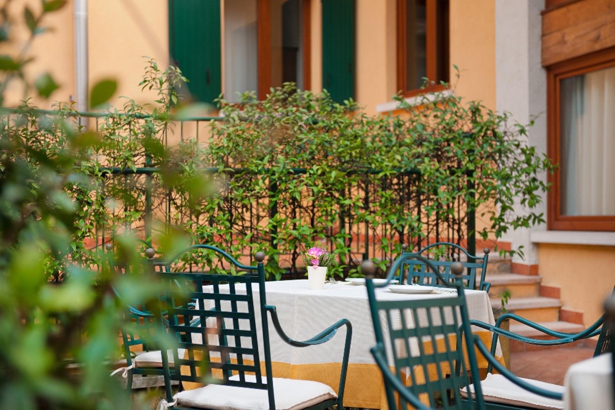 Hotel Tre Punte Gargnano Bagian luar foto