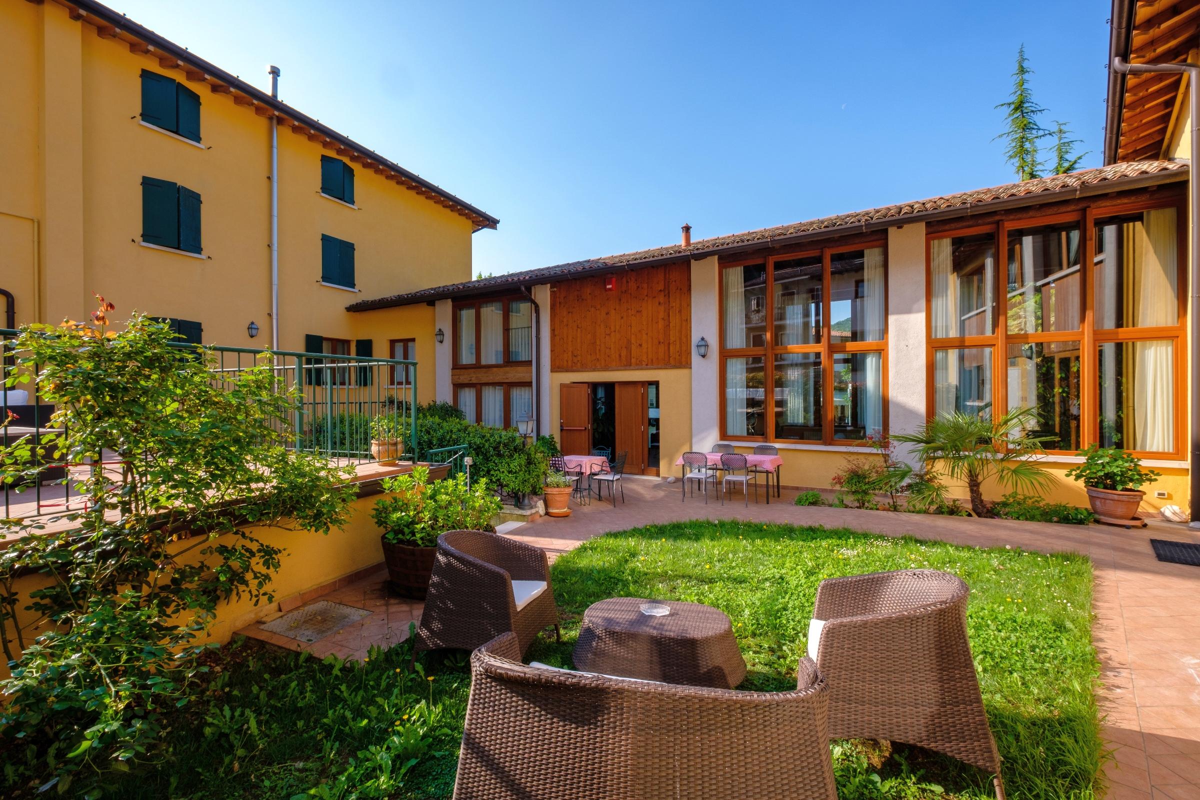 Hotel Tre Punte Gargnano Bagian luar foto