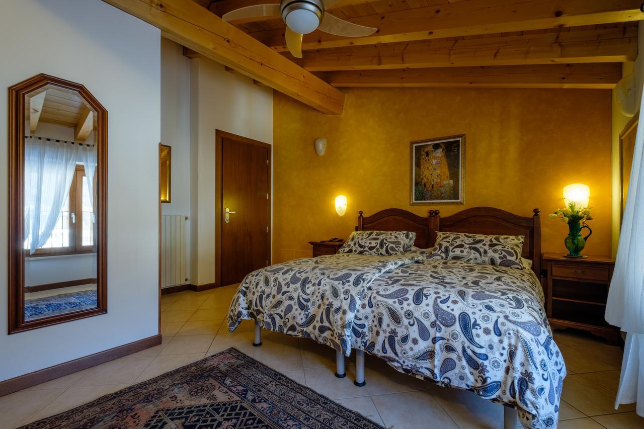 Hotel Tre Punte Gargnano Bagian luar foto